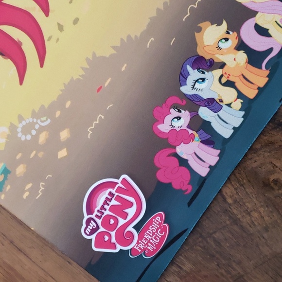 LIMITED EDITION MY LITTLE PONY PLAYMAT - Picture 4 of 6